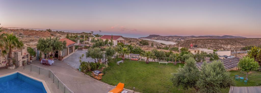 Luxury Villa การ์เตรอส ภายนอก รูปภาพ